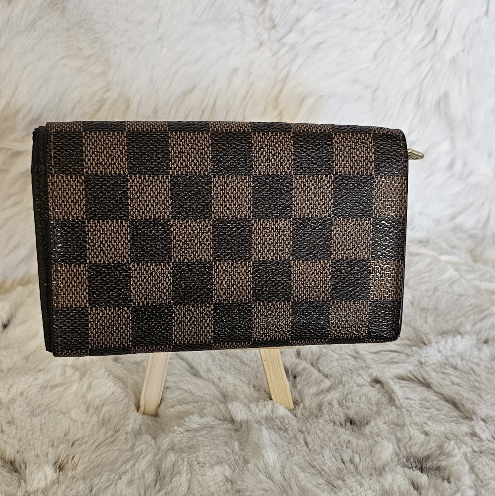 Louis Vuitton Porte-Monnaie Billets Tresor Wallet - Picture 2 of 15